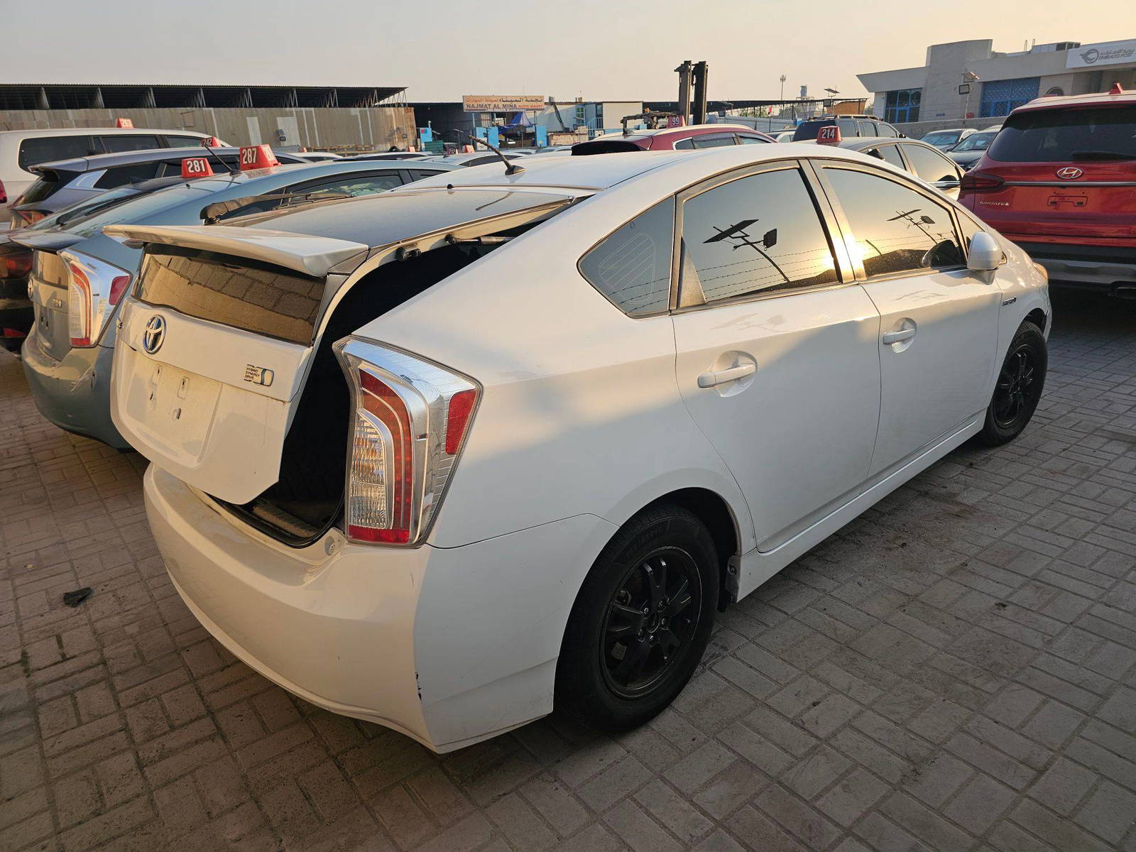 TOYOTA PRIUS 2015 - Marhaba Auction Used Cars - Image 5