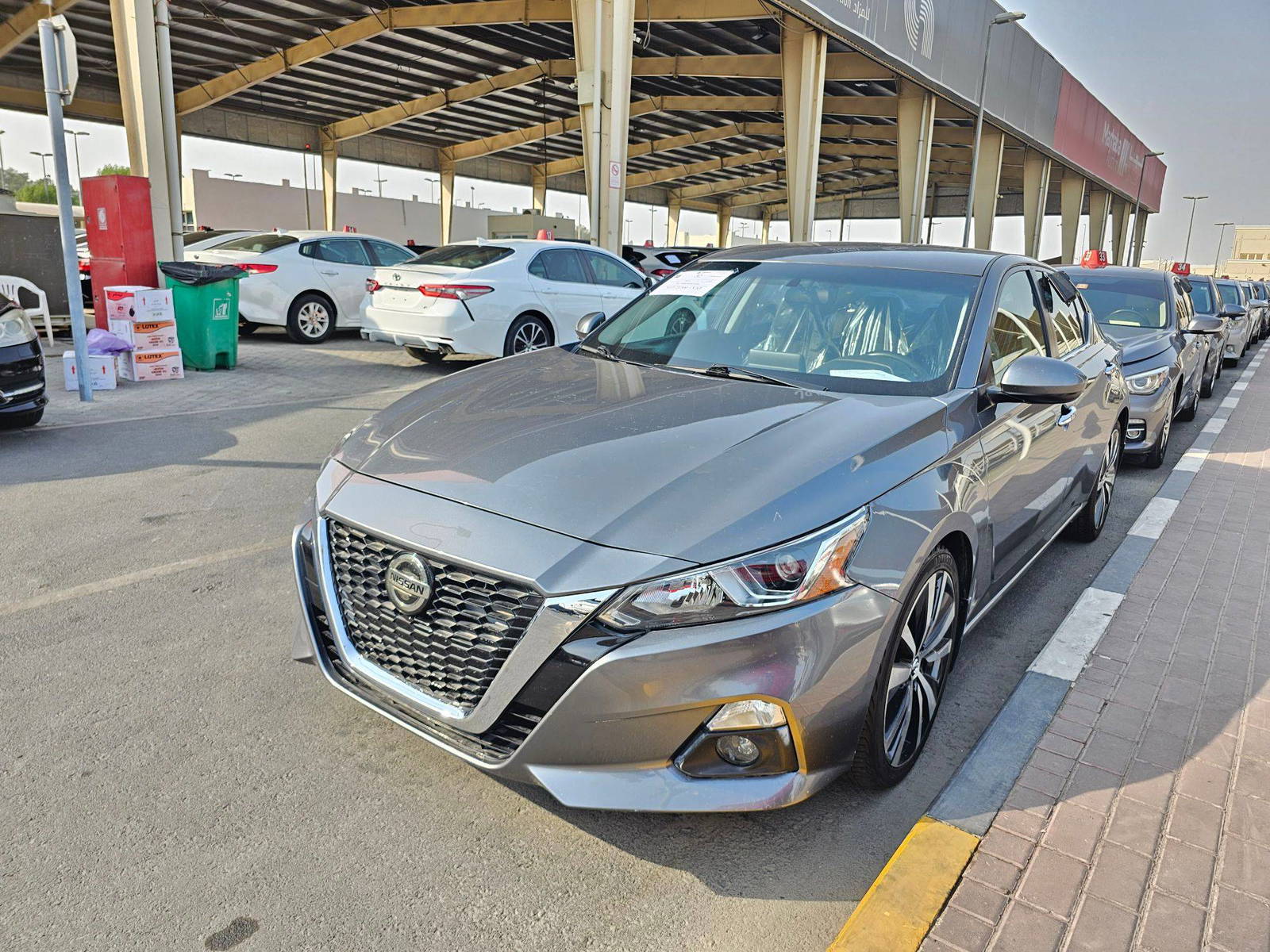 2019 NISSAN ALTIMA — 289574 KM — Lot 4KC142066 — Souq - Marhaba Auctions Used Cars - Image 4