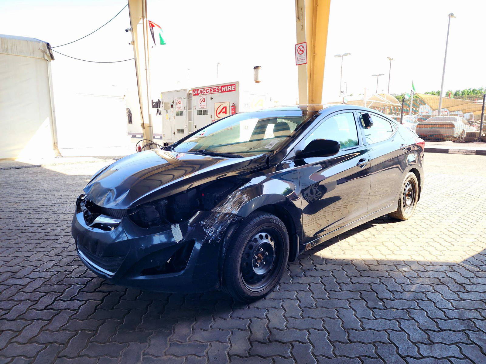 2014 HYUNDAI ELANTRA — 199253 KM — Lot E0EH517238 — Souq - Marhaba Auctions Used Cars - Image 5