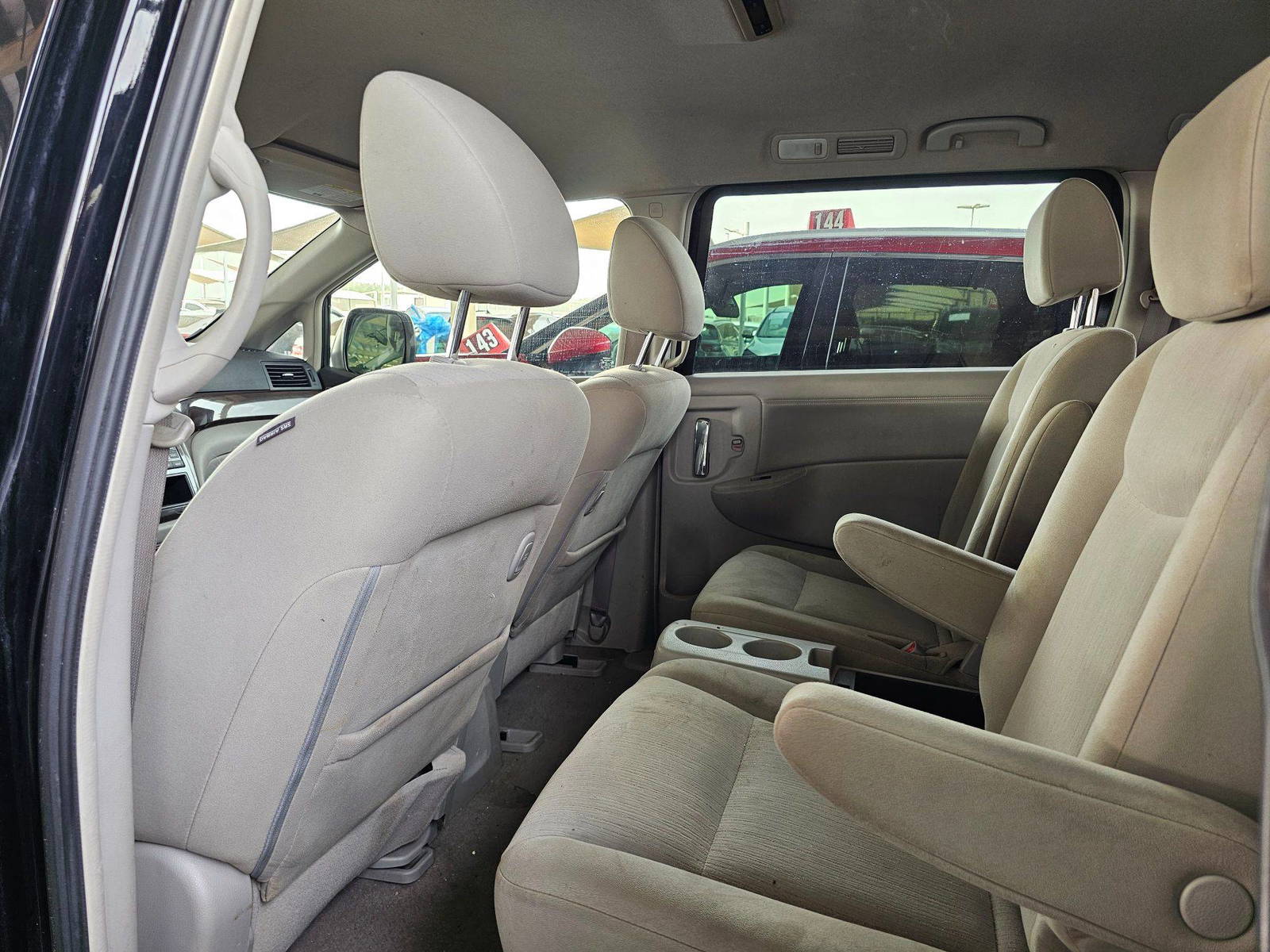 2015 NISSAN QUEST — 157720 Miles — Lot 9F9129620 — Souq - Marhaba Auctions Used Cars - Image 6