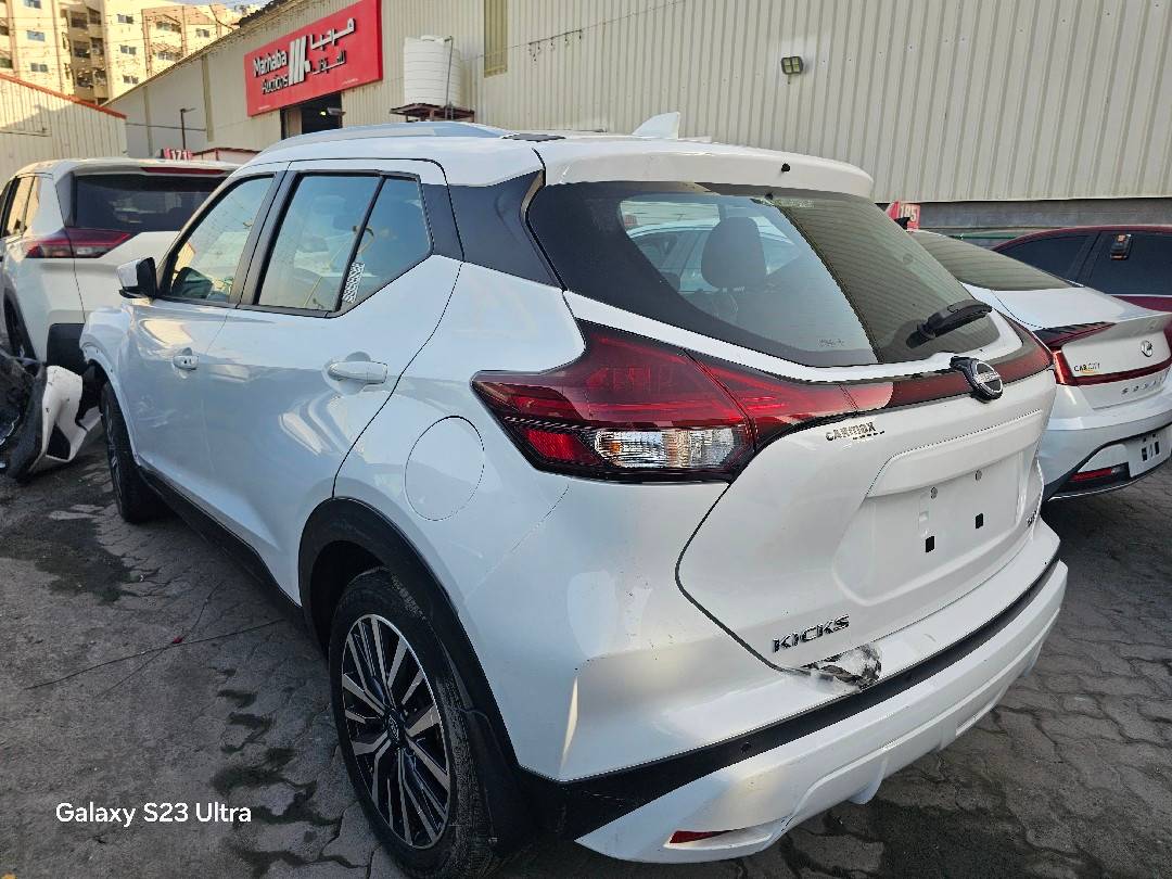 NISSAN KICKS