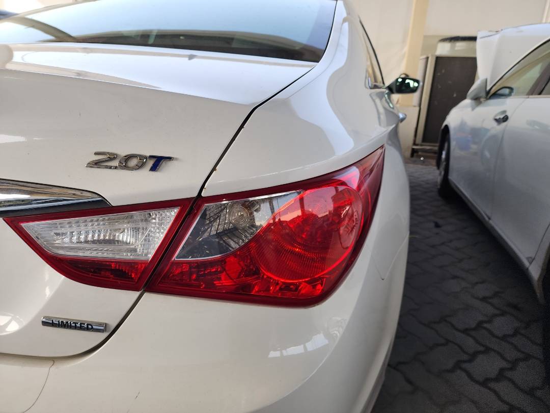 2012 HYUNDAI SONATA — 108054 Miles — Lot 75808373 - Marhaba Auctions Used Cars - Image 11