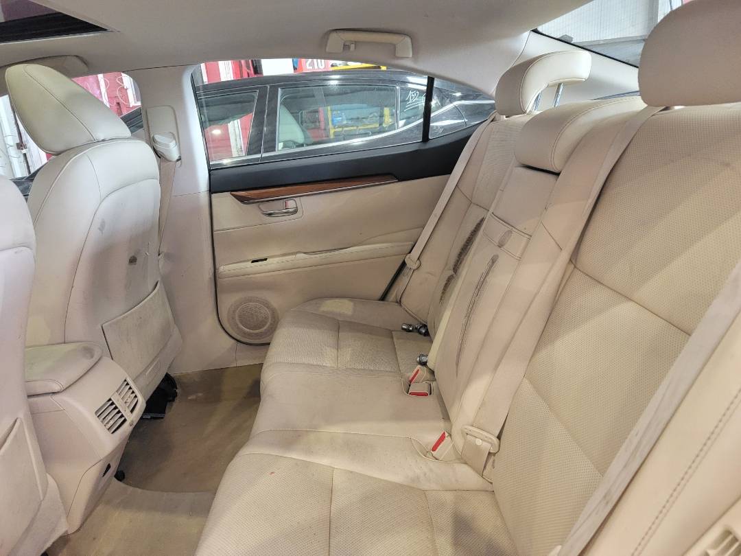 2014 LEXUS ES 300 — 107482 Miles — Lot 2055599 — Main - Marhaba Auctions Used Cars - Image 6