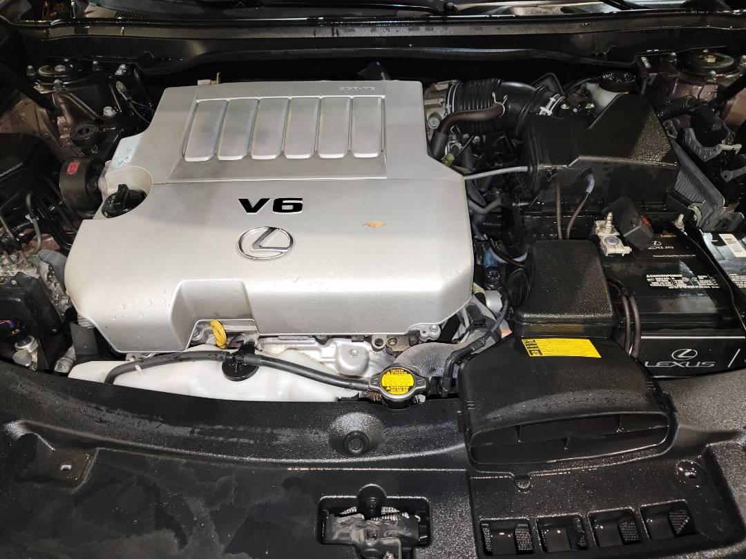 2013 LEXUS ES 350 — 147880 Miles — Lot 68665313 - Marhaba Auctions Used Cars - Image 5