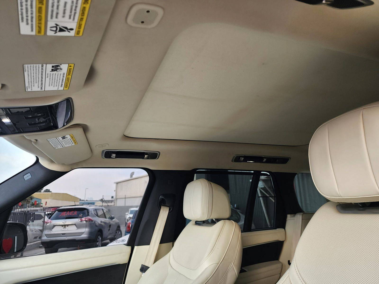 LAND ROVER RANGE ROVER 2023 - Marhaba Auction Used Cars - Image 9