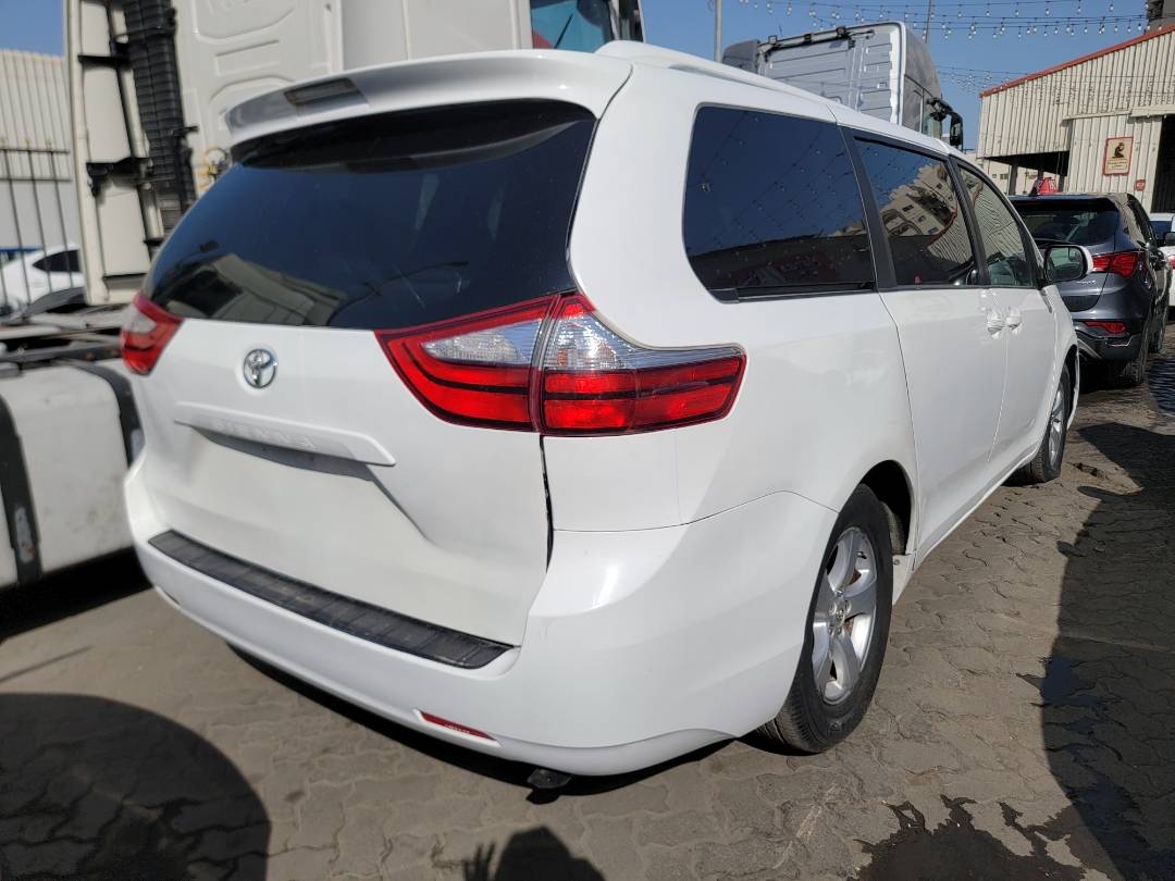 2015 TOYOTA SIENNA — 256026 Miles — Lot C4FS611857 — Main - Marhaba Auctions Used Cars - Image 3