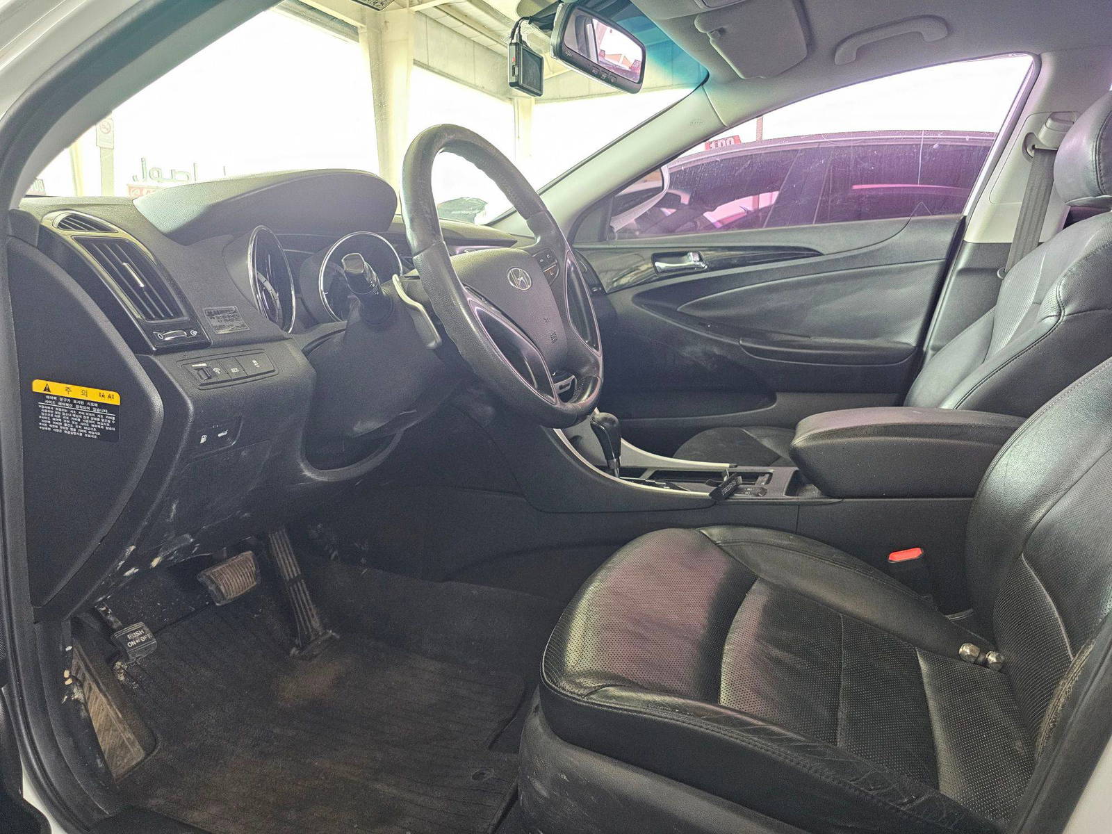 2011 HYUNDAI SONATA — 230145 KM — Lot 219184 — Main - Marhaba Auctions Used Cars - Image 8