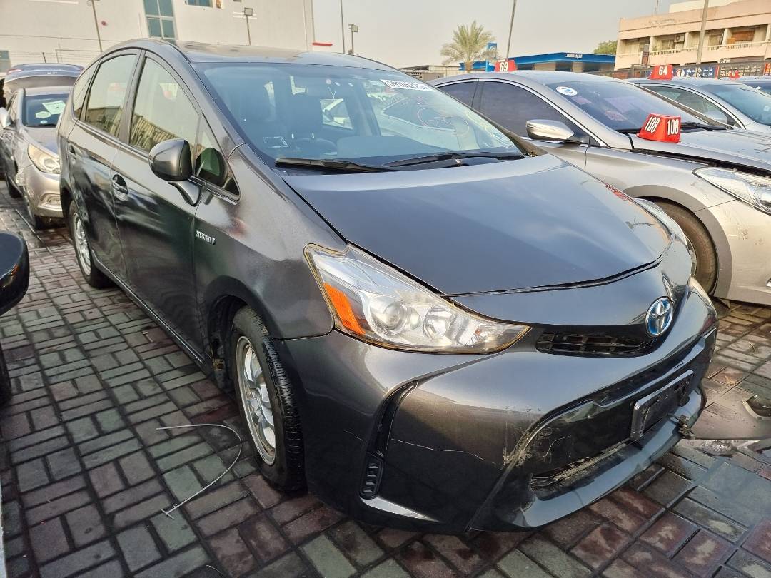 2016 TOYOTA PRIUS V — Lot 54531 — Main - Marhaba Auctions Used Cars - Image 3