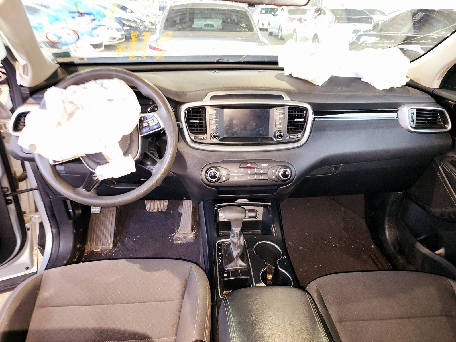 2020 KIA SORENTO — 117723 Miles — Lot 4508997 — Souq - Marhaba Auctions Used Cars - Image 7