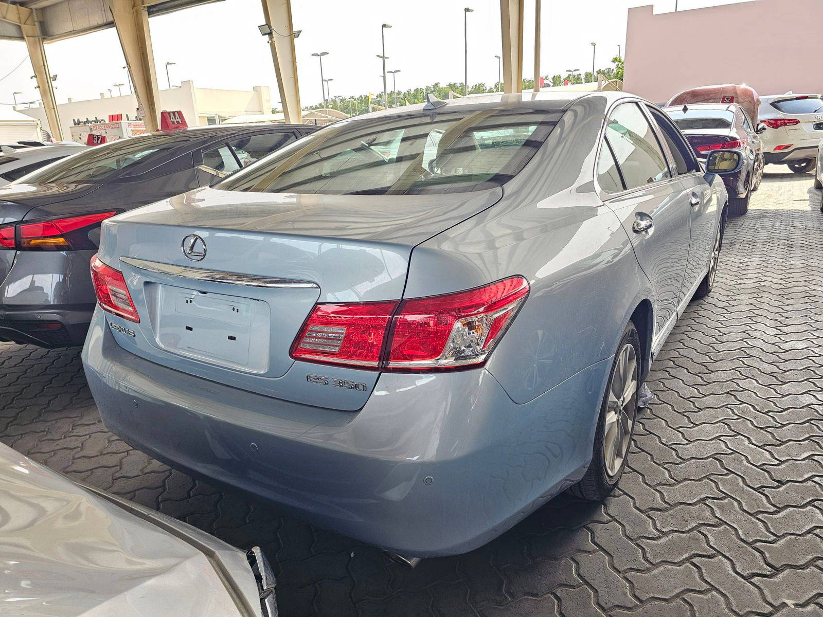 LEXUS ES 350 2010 - Marhaba Auction Used Cars - Image 4
