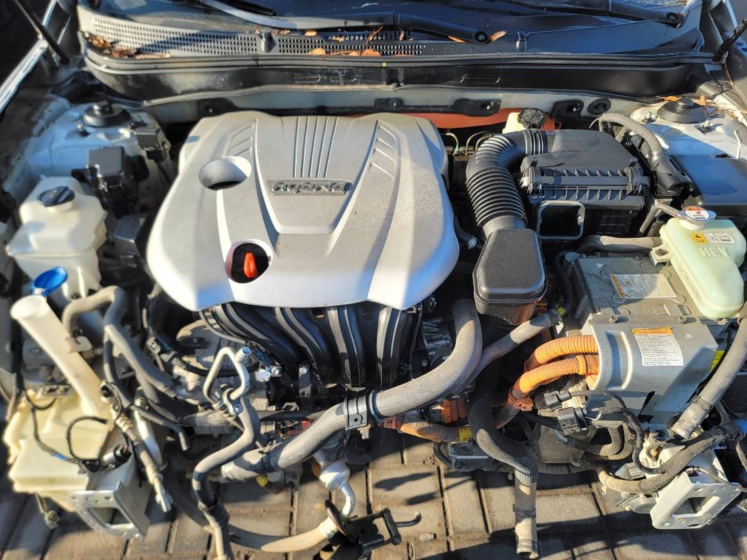 2015 HYUNDAI SONATA — 126356 Miles — Lot 119670 — Main - Marhaba Auctions Used Cars - Image 12