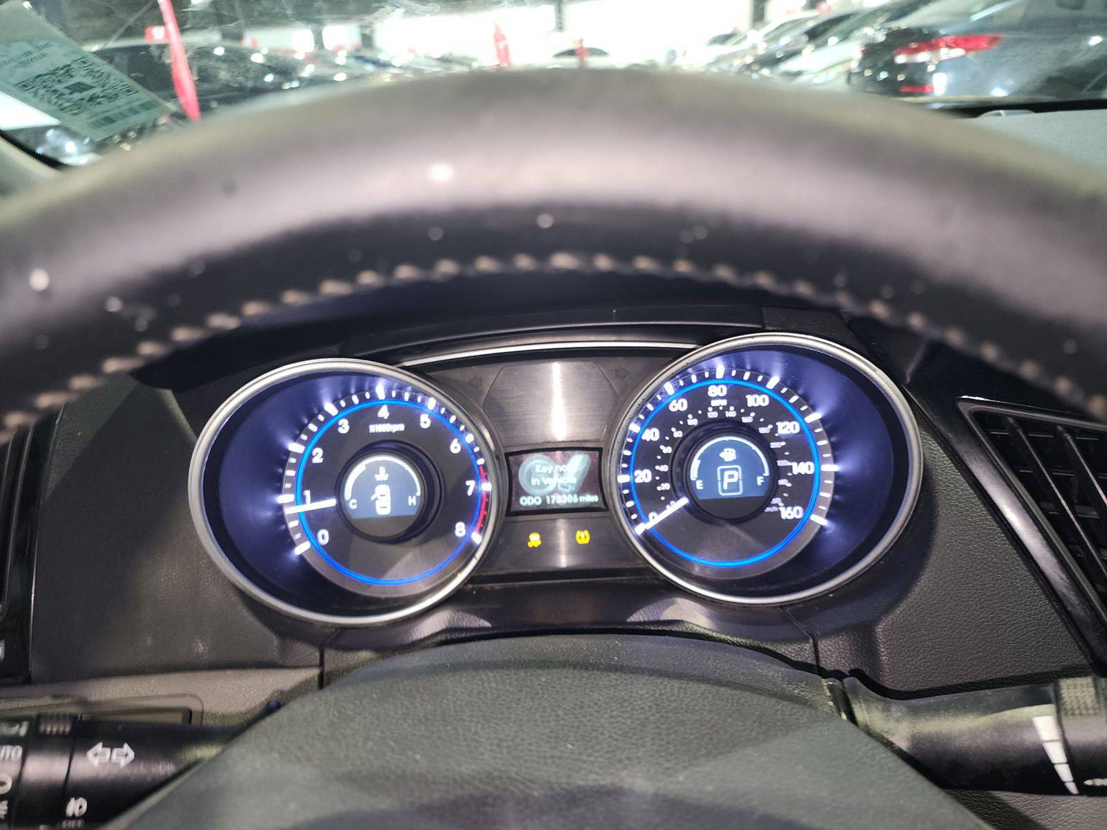 2011 HYUNDAI SONATA — 178305 Miles — Lot 33418 — Main - Marhaba Auctions Used Cars - Image 9