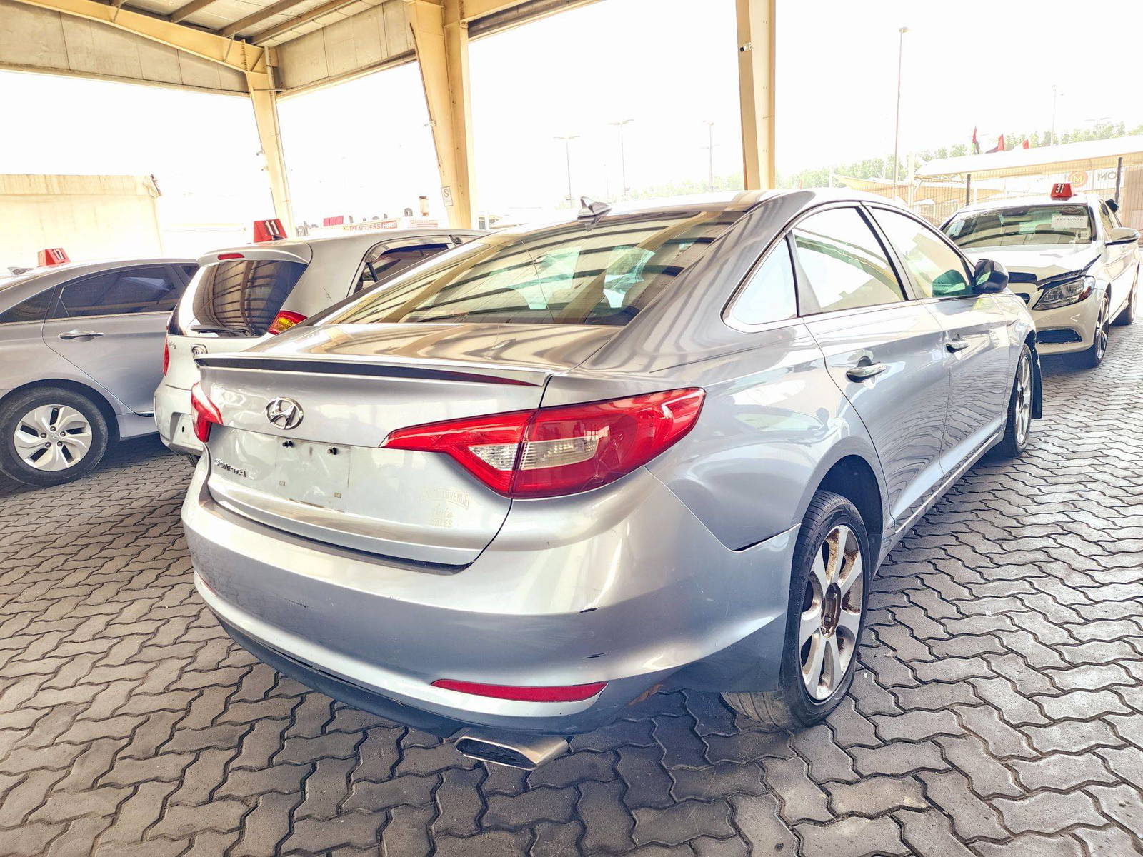 2016 HYUNDAI SONATA — 194118 Miles — Lot 815740 — Souq - Marhaba Auctions Used Cars - Image 3