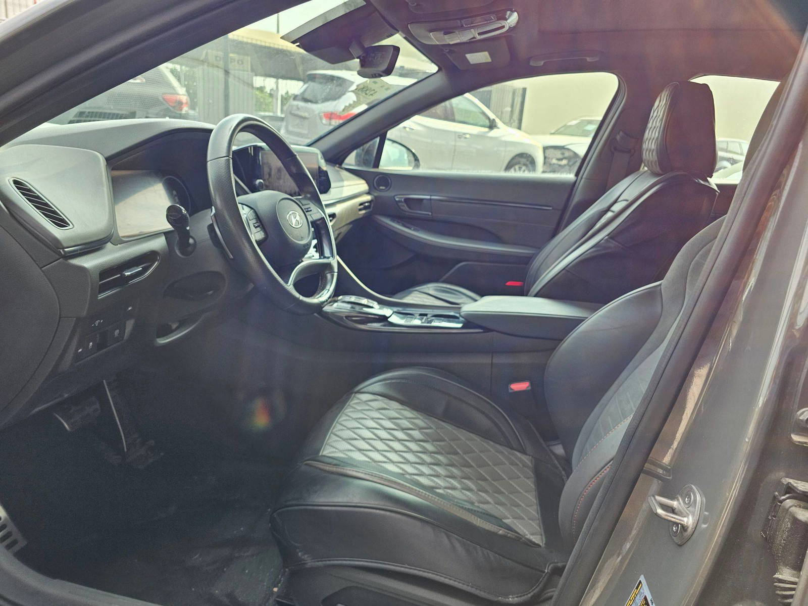 HYUNDAI SONATA 2023 - Marhaba Auction Used Cars - Image 10