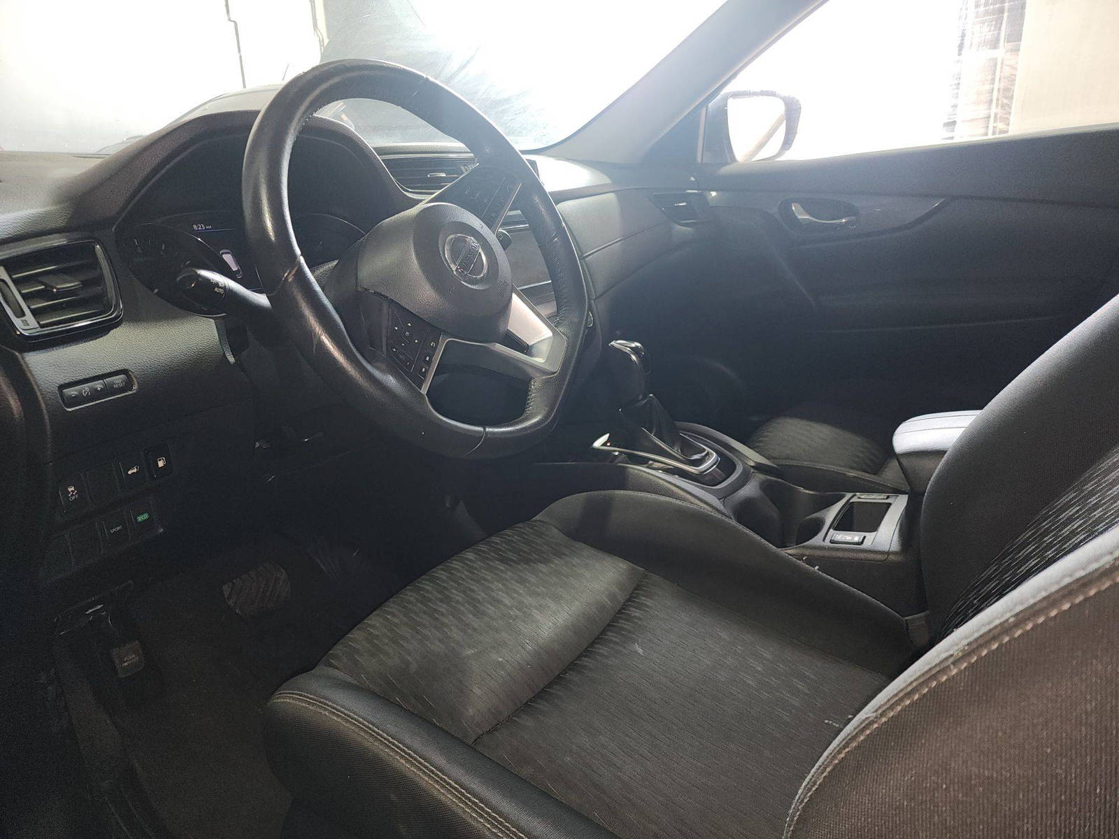 NISSAN ROGUE 2018 - Marhaba Auction Used Cars - Image 7