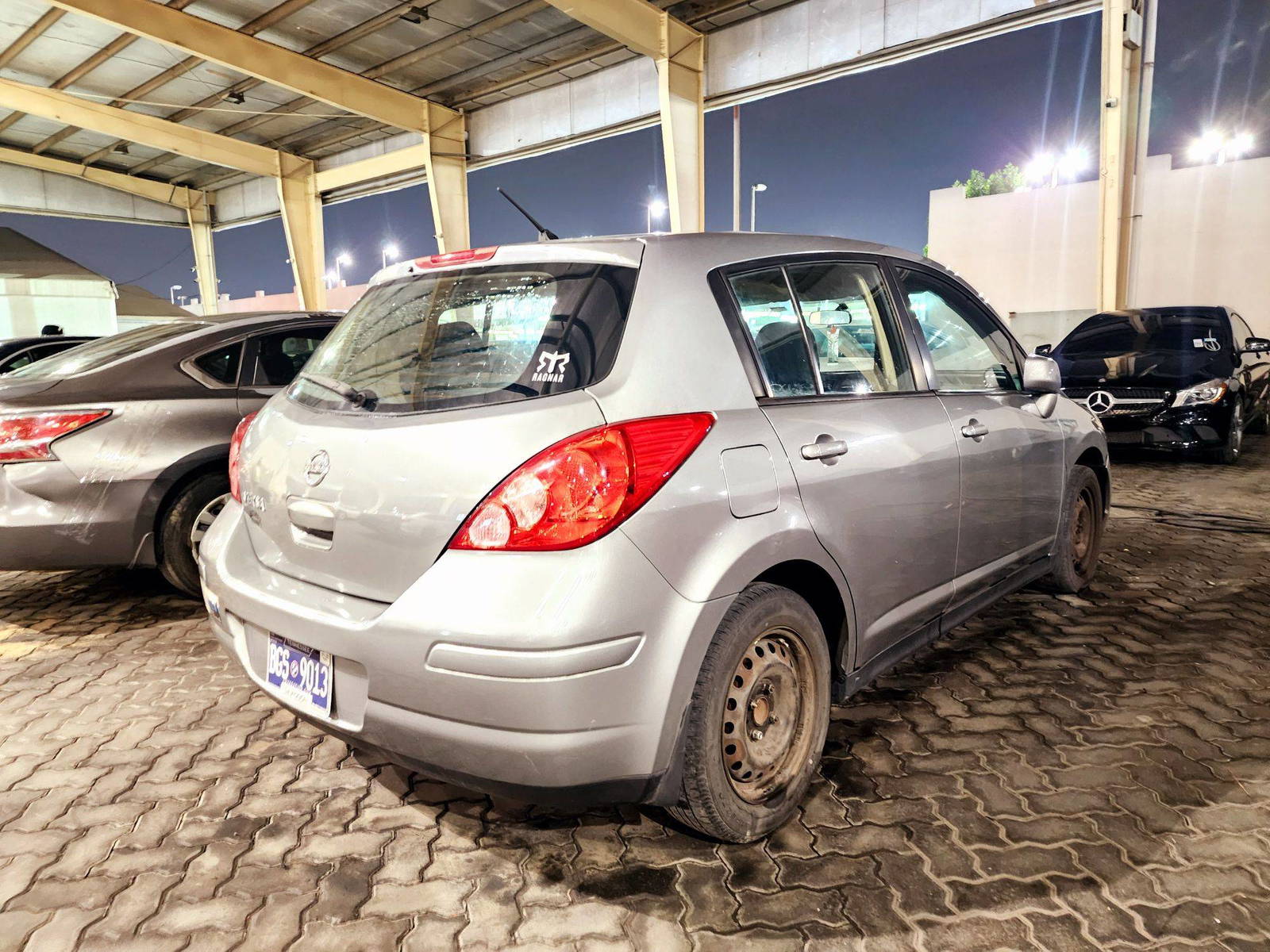 2011 NISSAN VERSA — 228369 Miles — Lot 40216183 — Souq - Marhaba Auctions Used Cars - Image 3
