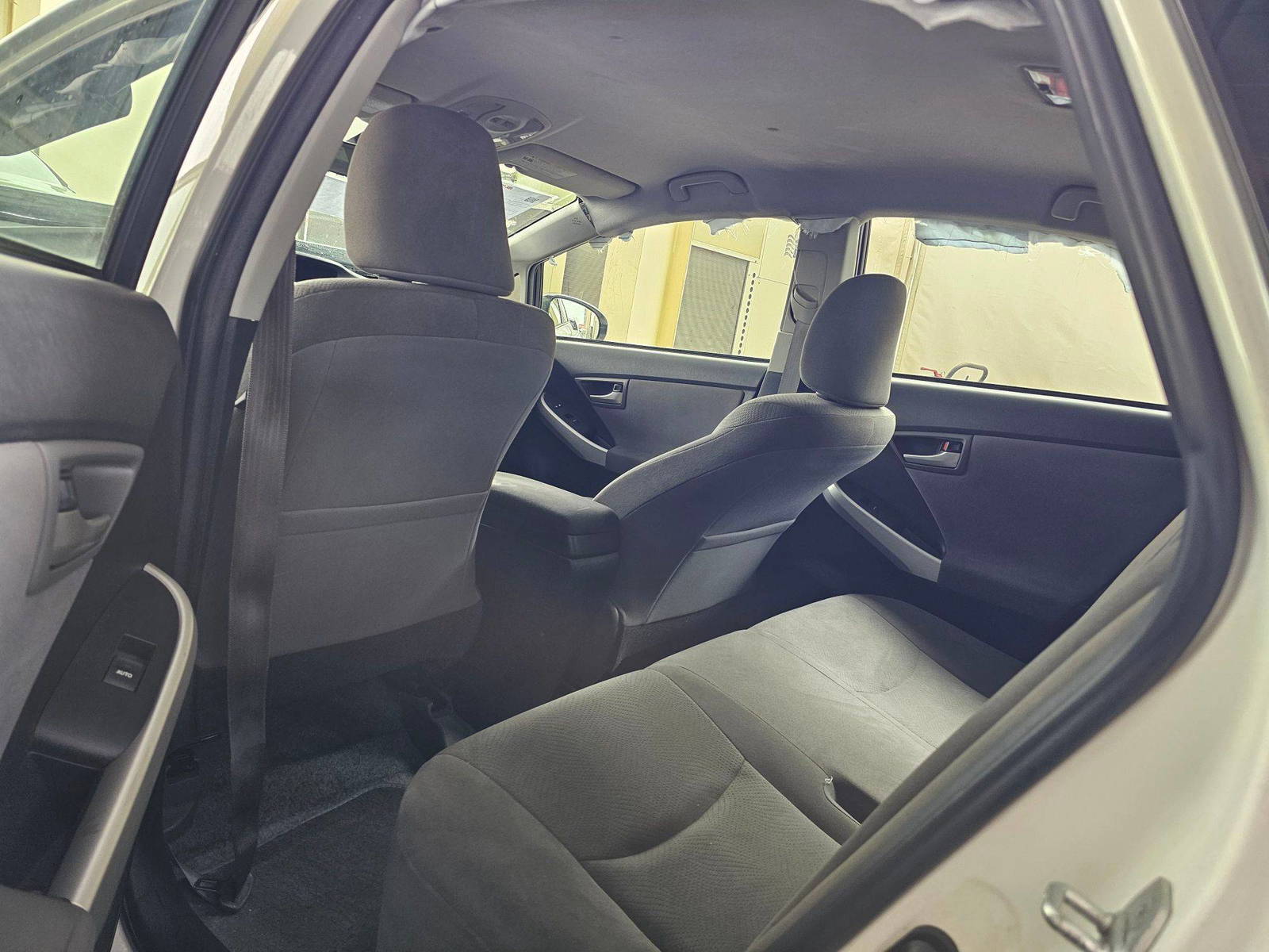 TOYOTA PRIUS 2015 - Marhaba Auction Used Cars - Image 6