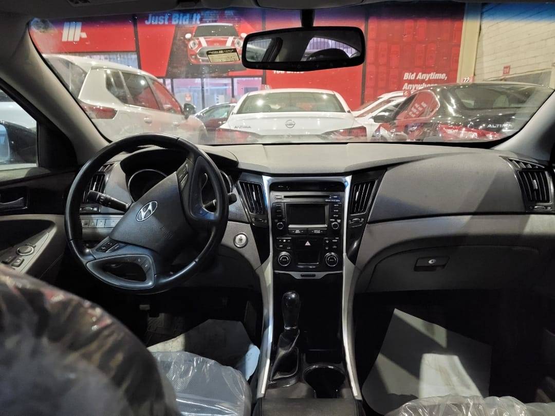 2014 HYUNDAI SONATA — 107791 Miles — Lot H947047 — Main - Marhaba Auctions Used Cars - Image 7