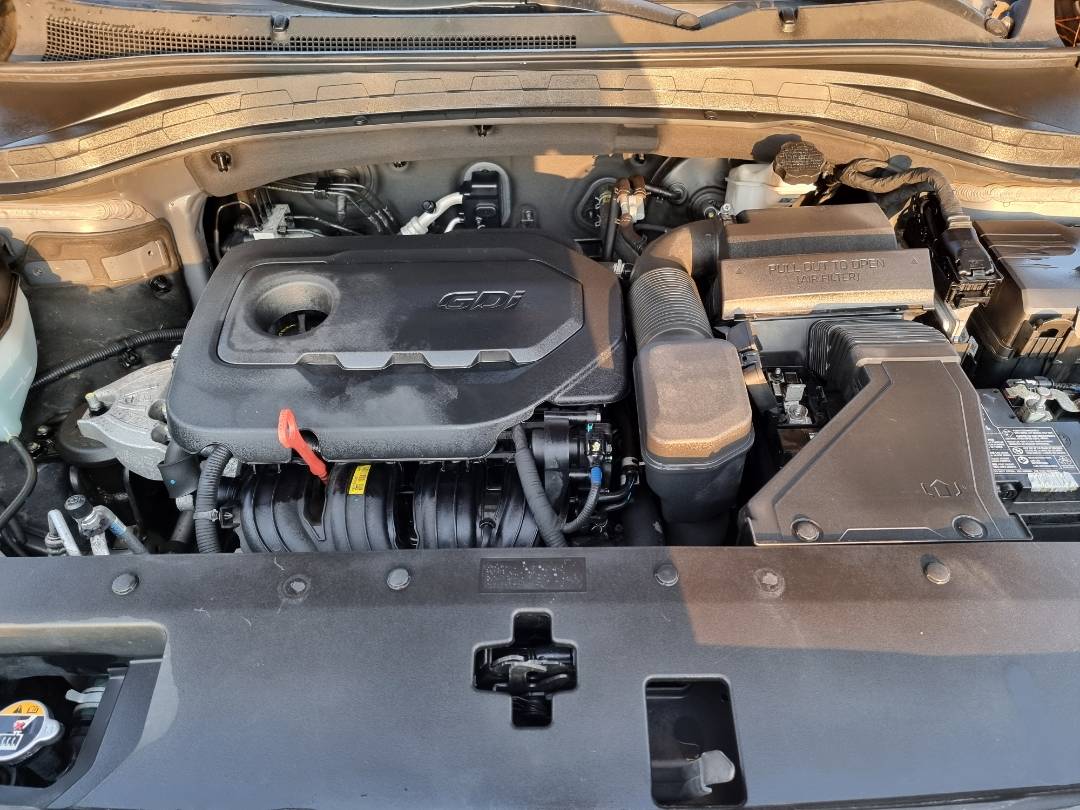 2019 HYUNDAI SANTA FE — 102590 Miles — Lot 215487 — Main - Marhaba Auctions Used Cars - Image 11