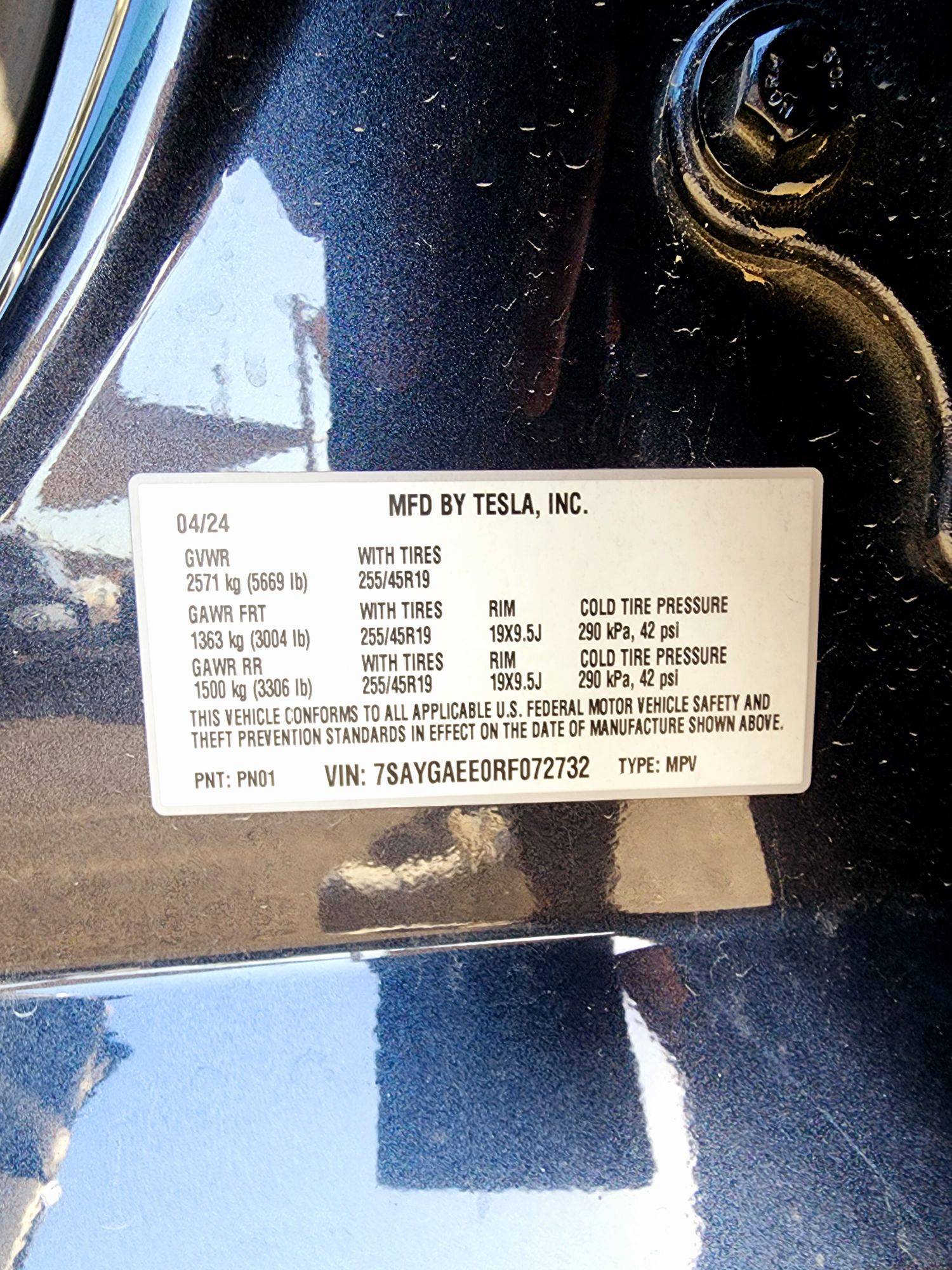2024 TESLA MODEL Y — 9183 KM — Lot 0RF072732 — Souq - Marhaba Auctions Used Cars - Image 10
