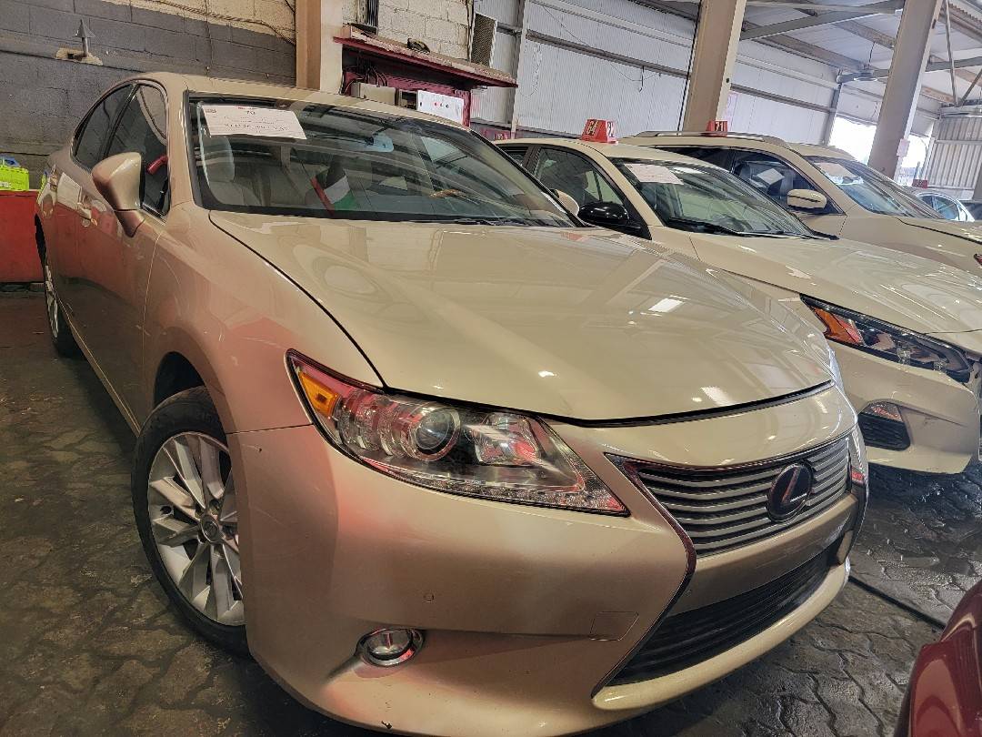 LEXUS ES 300H
