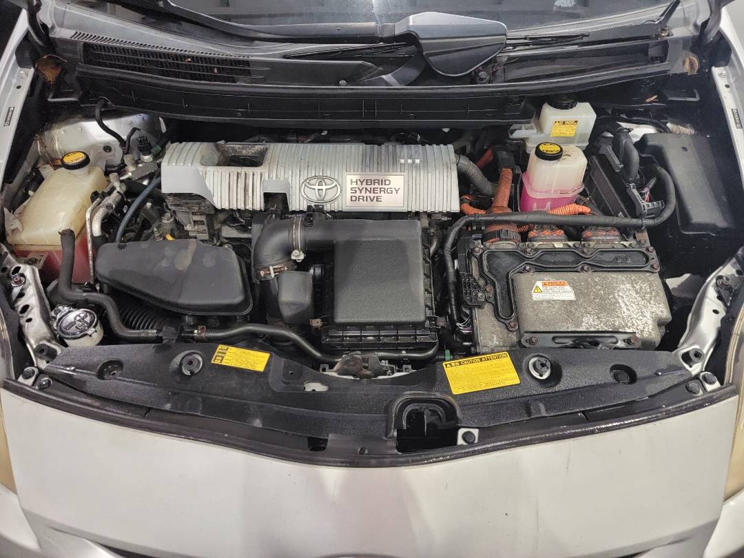 2010 TOYOTA PRIUS — 198910 Miles — Lot 38565935 — Souq - Marhaba Auctions Used Cars - Image 11