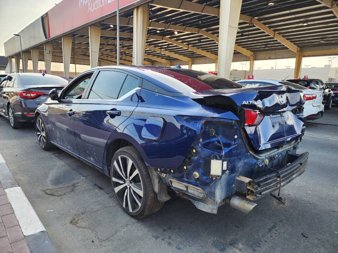 2019 NISSAN ALTIMA — 130776 Miles — Lot 38601548 — Souq - Marhaba Auctions Used Cars - Image 12