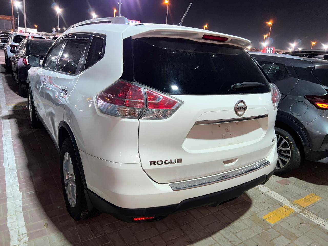 2016 NISSAN ROGUE — 86137 Miles — Lot 98873345 - Marhaba Auctions Used Cars - Image 7