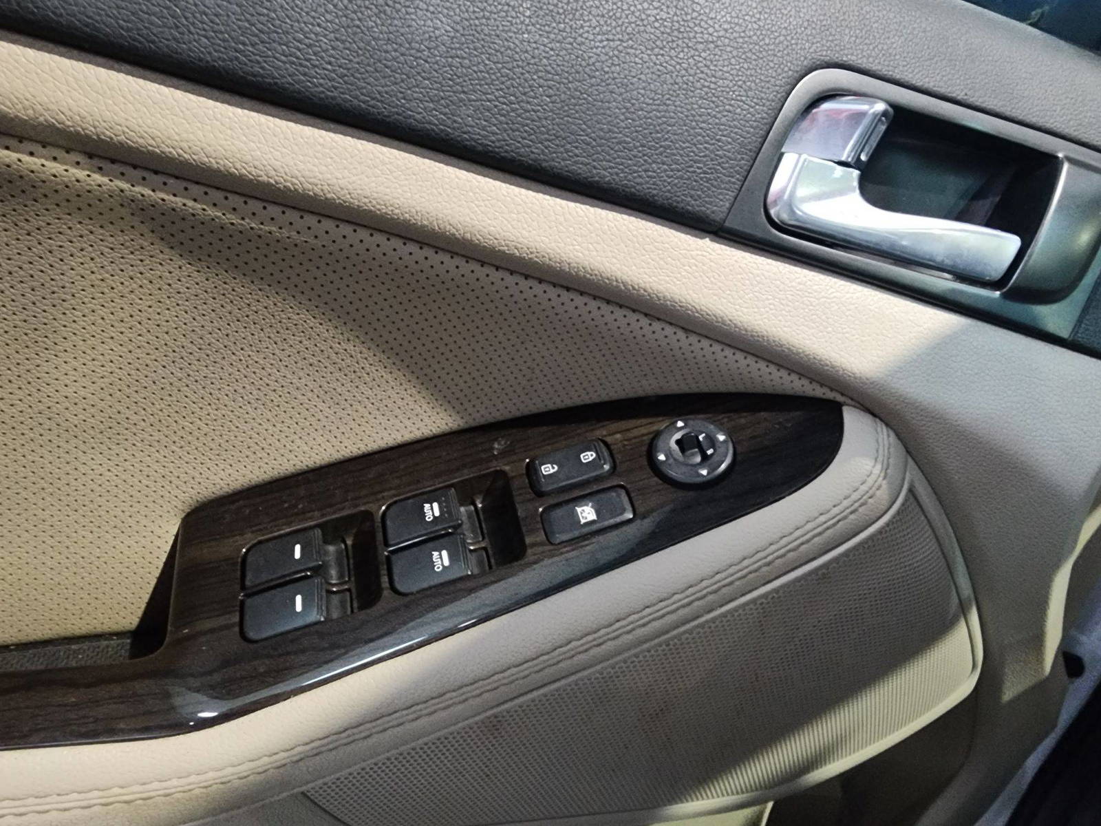 2015 KIA OPTIMA — 138402 Miles — Lot 79665184 — Al Quoz - Marhaba Auctions Used Cars - Image 11