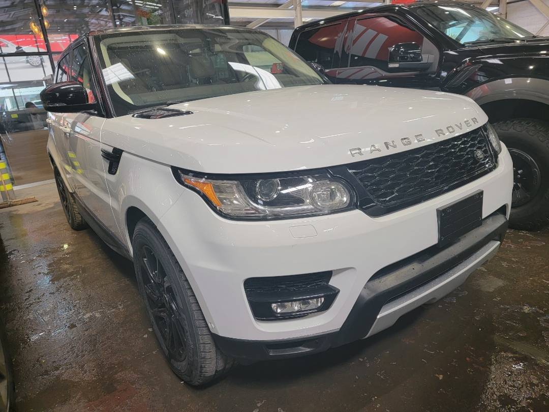 2015 LAND ROVER ROVER SPORT HSE — 106252 Miles — Lot 36287621 - Marhaba Auctions Used Cars - Image 6