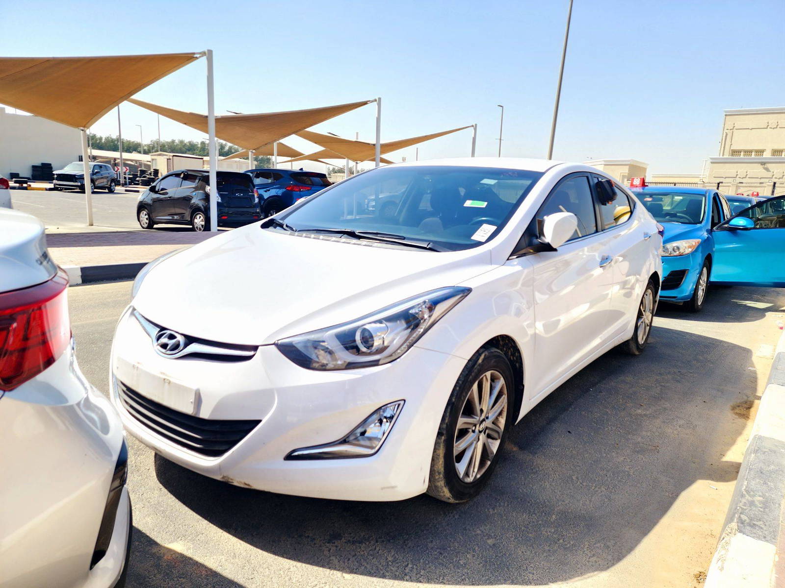 2014 HYUNDAI AVANTE — 116308 KM — Lot 999257 — Souq - Marhaba Auctions Used Cars - Image 4