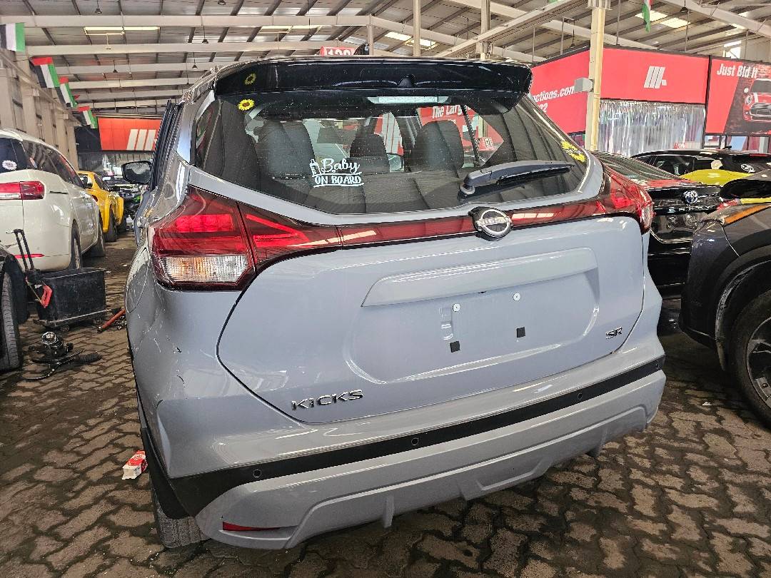 NISSAN KICKS