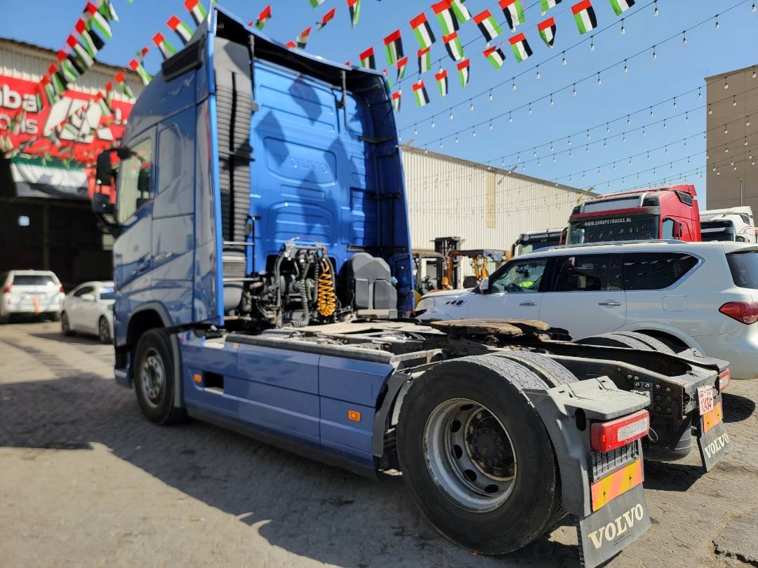 2014 VOLVO FH-Series — 123706 KM — Lot A757378 — Main - Marhaba Auctions Used Cars - Image 6