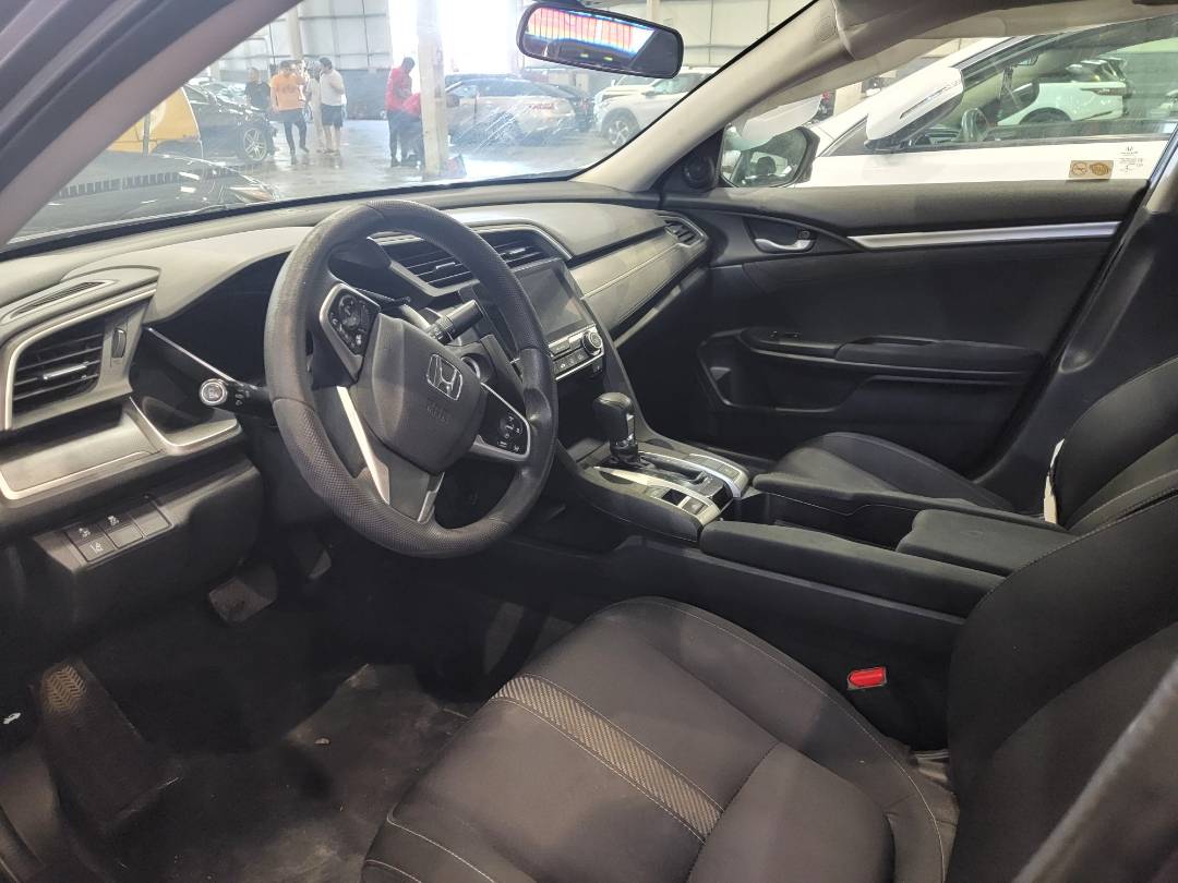 2017 HONDA CIVIC — 179921 KM — Lot HH011171 — Main - Marhaba Auctions Used Cars - Image 6