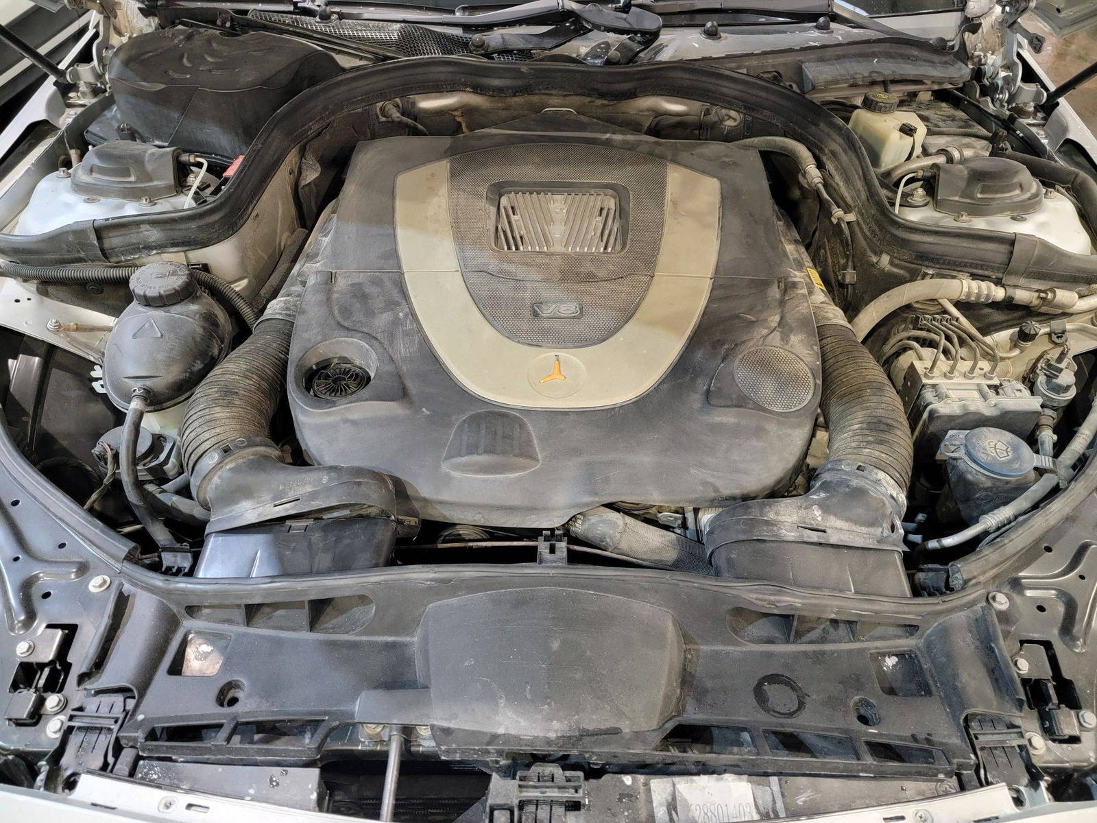 MERCEDES BENZ E 550 2010 - Marhaba Auction Used Cars - Image 11