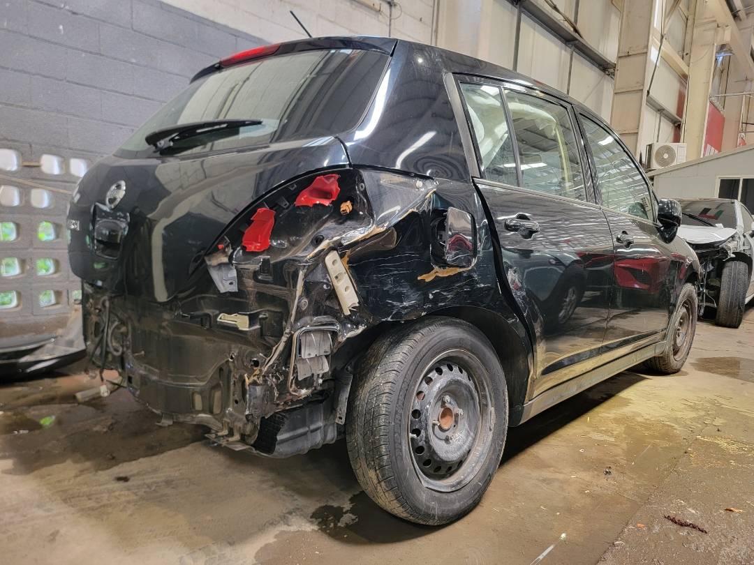 2009 NISSAN VERSA — 141182 Miles — Lot 38499624 - Marhaba Auctions Used Cars - Image 3
