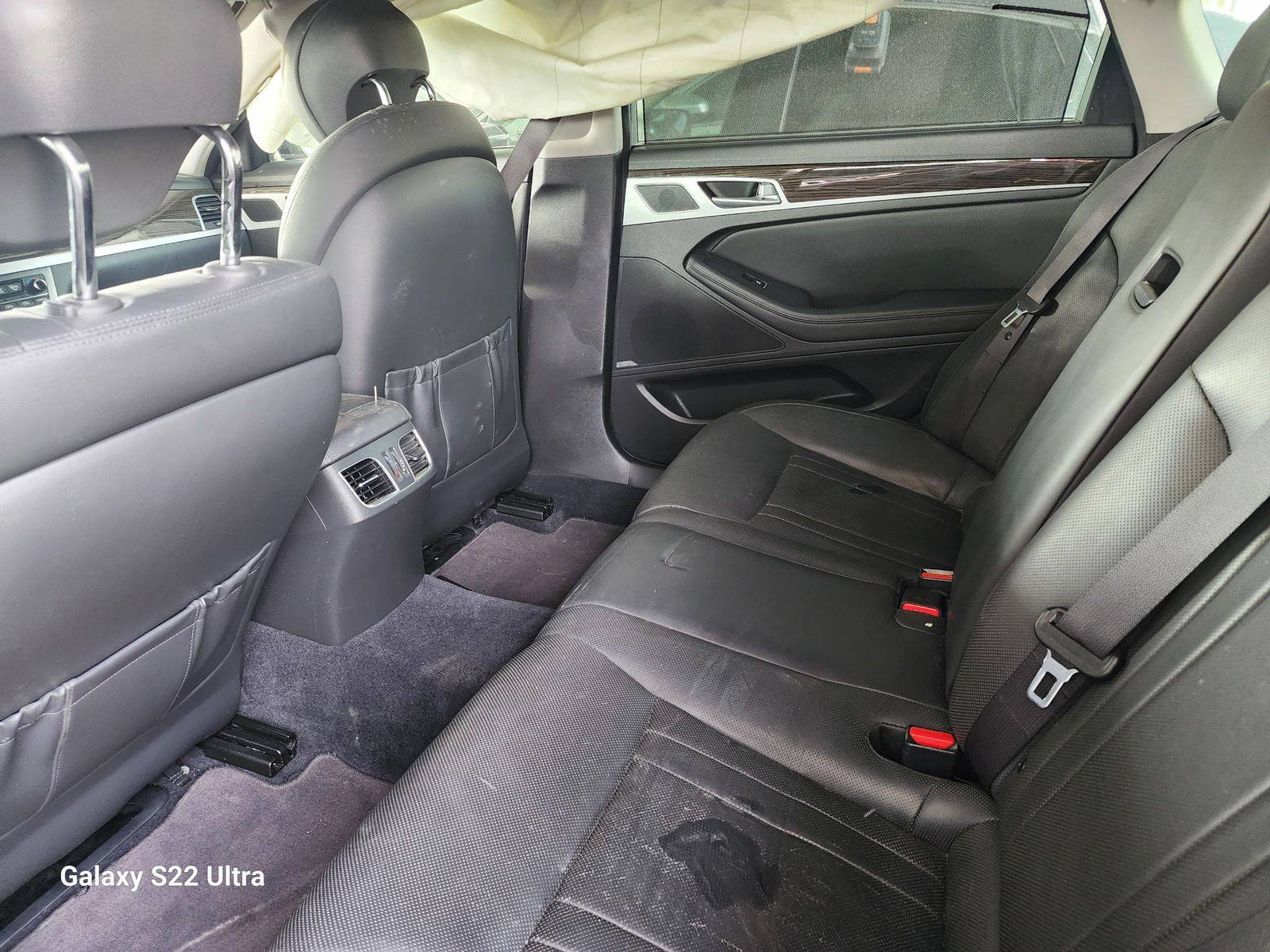 2015 HYUNDAI GENESIS — 131725 Miles — Lot 38361133 - Marhaba Auctions Used Cars - Image 5