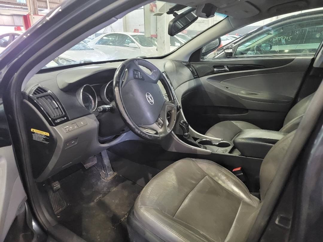 2013 HYUNDAI SONATA — 219119 Miles — Lot 37048554 — Main - Marhaba Auctions Used Cars - Image 6