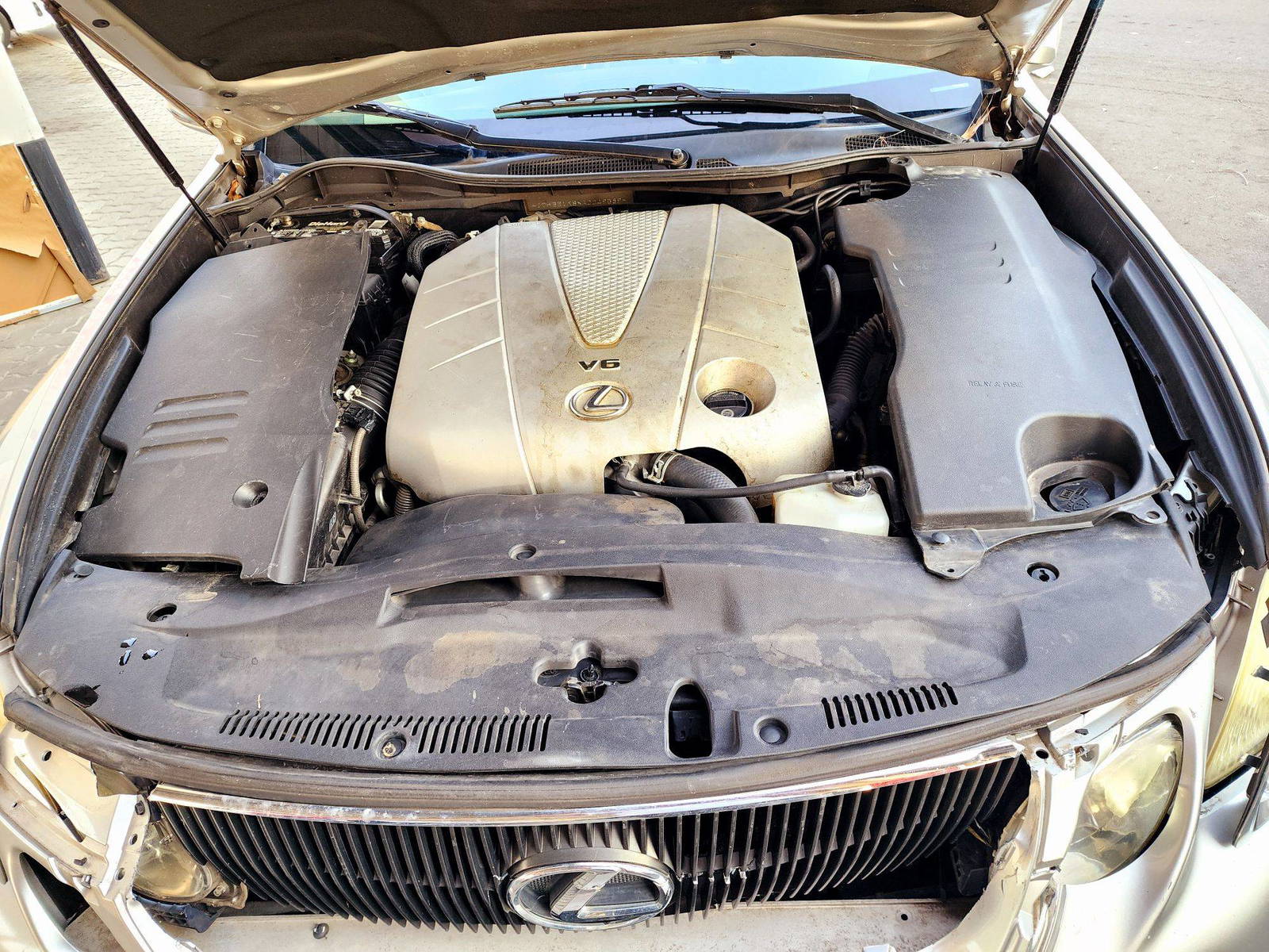 2010 LEXUS GS 350 — 214037 Miles — Lot A0049589 — Souq - Marhaba Auctions Used Cars - Image 12