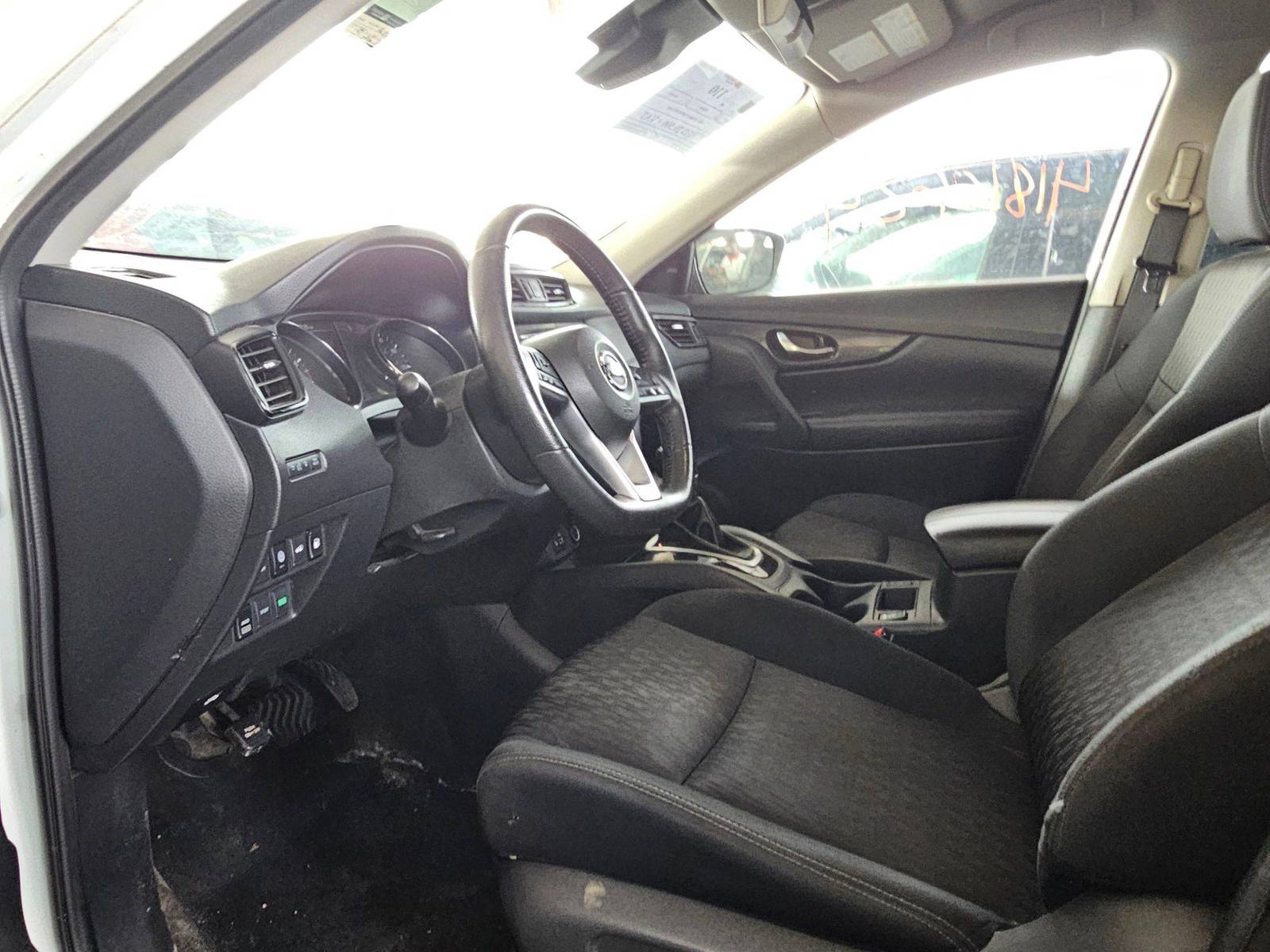 2020 NISSAN ROGUE — 151606 Miles — Lot 41810629 — Souq - Marhaba Auctions Used Cars - Image 8