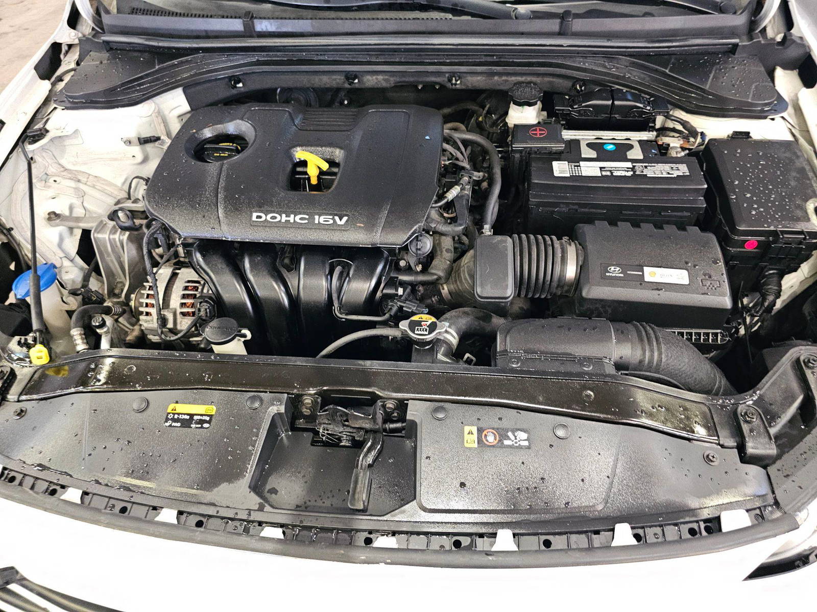 HYUNDAI ELANTRA 2018 - Marhaba Auction Used Cars - Image 9