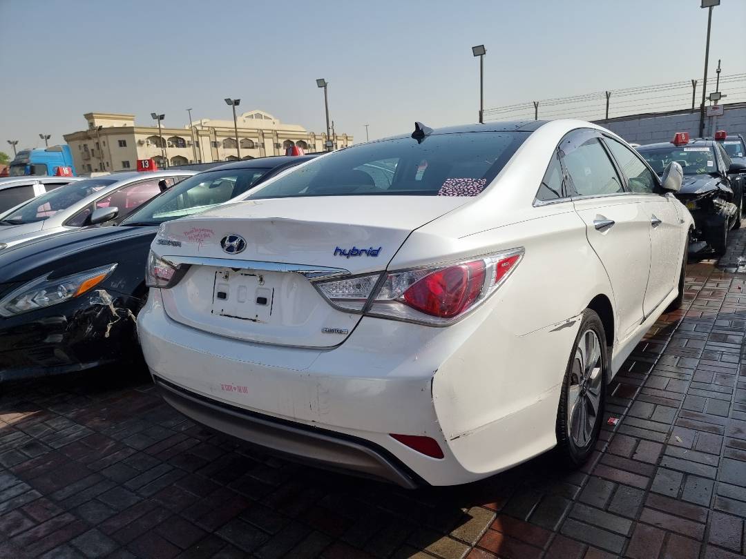 2015 HYUNDAI SONATA — 209259 Miles — Lot 214587 — Ind. 12 - Marhaba Auctions Used Cars - Image 3