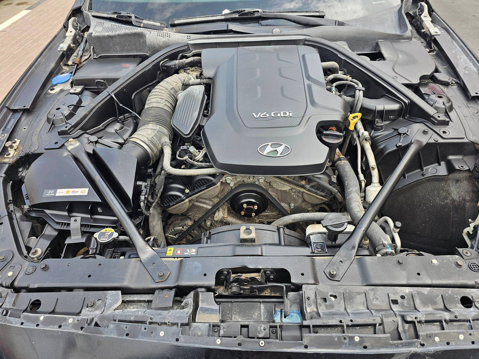 HYUNDAI GENESIS 2015 - Marhaba Auction Used Cars - Image 11