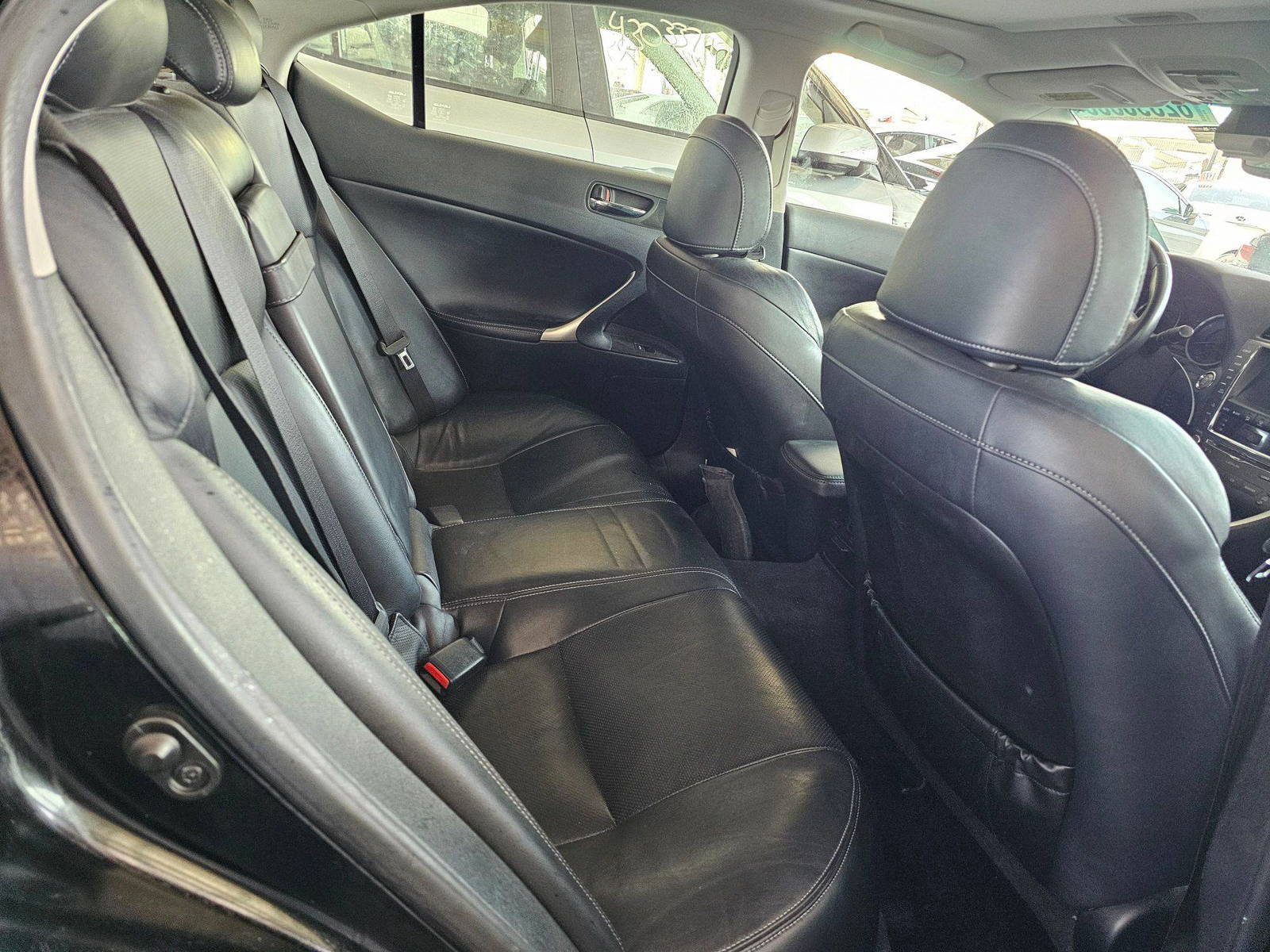 2012 LEXUS IS 250 — 182648 Miles — Lot 82395805 — Souq - Marhaba Auctions Used Cars - Image 7