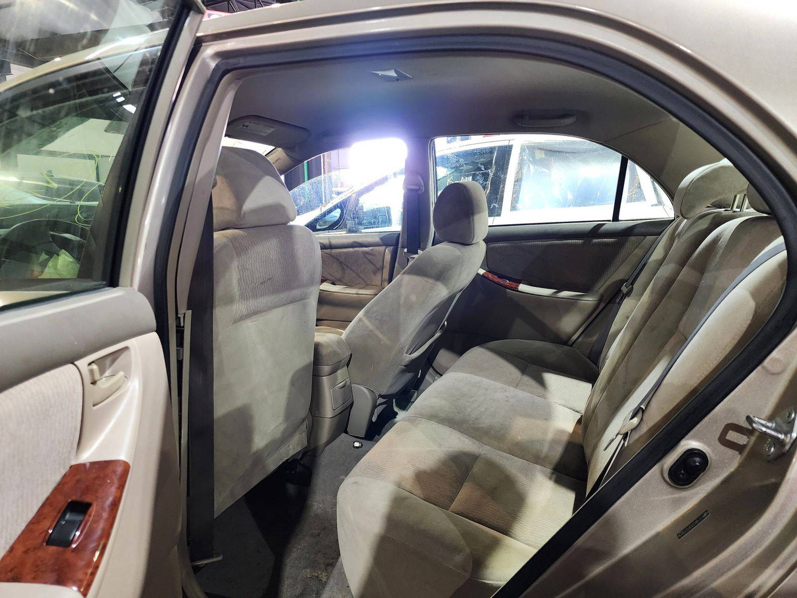 2007 TOYOTA COROLLA — 155418 Miles — Lot 40784207 — Al Quoz - Marhaba Auctions Used Cars - Image 7