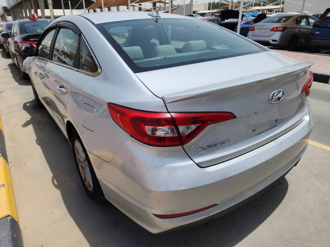 2015 HYUNDAI SONATA — 128193 Miles — Lot 38704105 - Marhaba Auctions Used Cars - Image 10