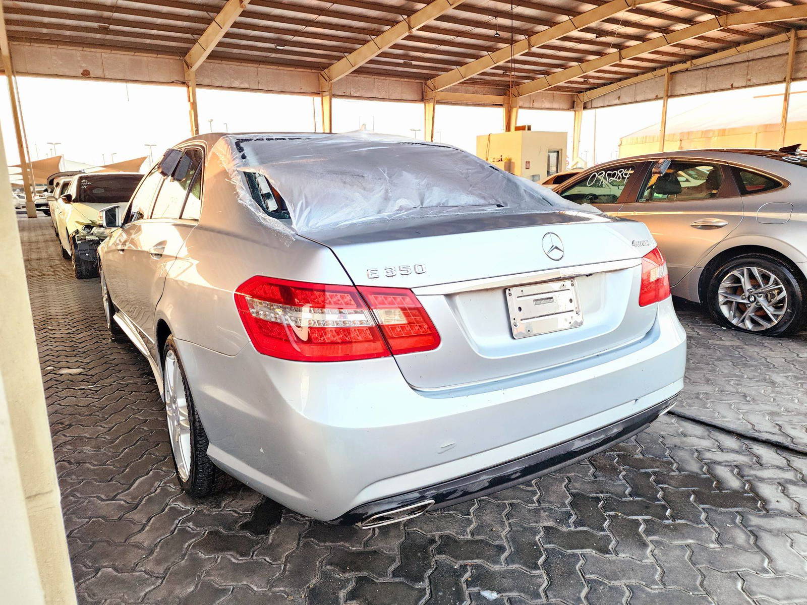 2010 MERCEDES BENZ E 350 — 200322 Miles — Lot HB2AA102603 — Souq - Marhaba Auctions Used Cars - Image 3