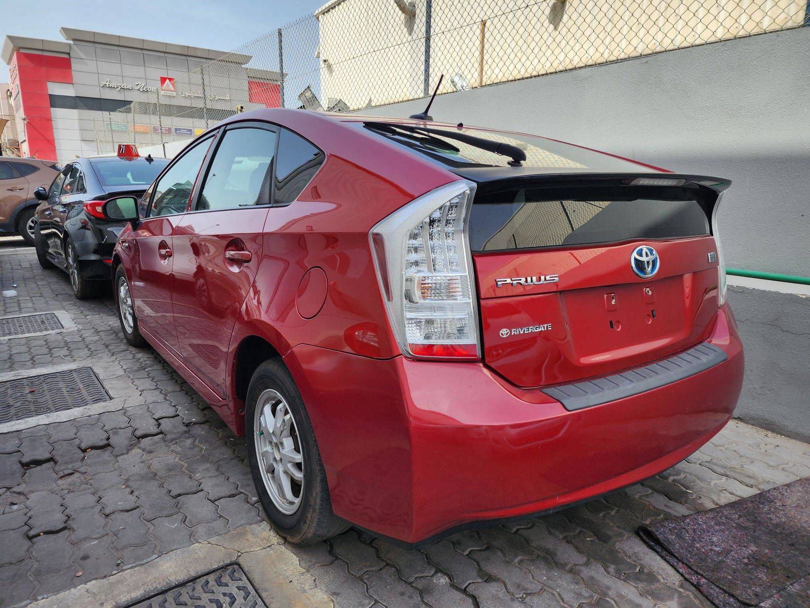 2011 TOYOTA PRIUS — 170835 Miles — Lot 21187 — Al Quoz - Marhaba Auctions Used Cars - Image 6