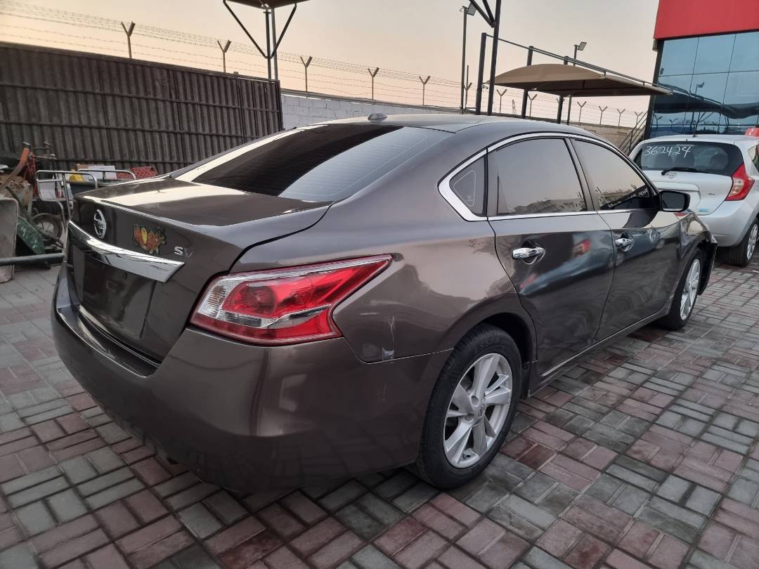 2013 NISSAN ALTIMA — 141895 Miles — Lot 848611 — Ind. 12 - Marhaba Auctions Used Cars - Image 5
