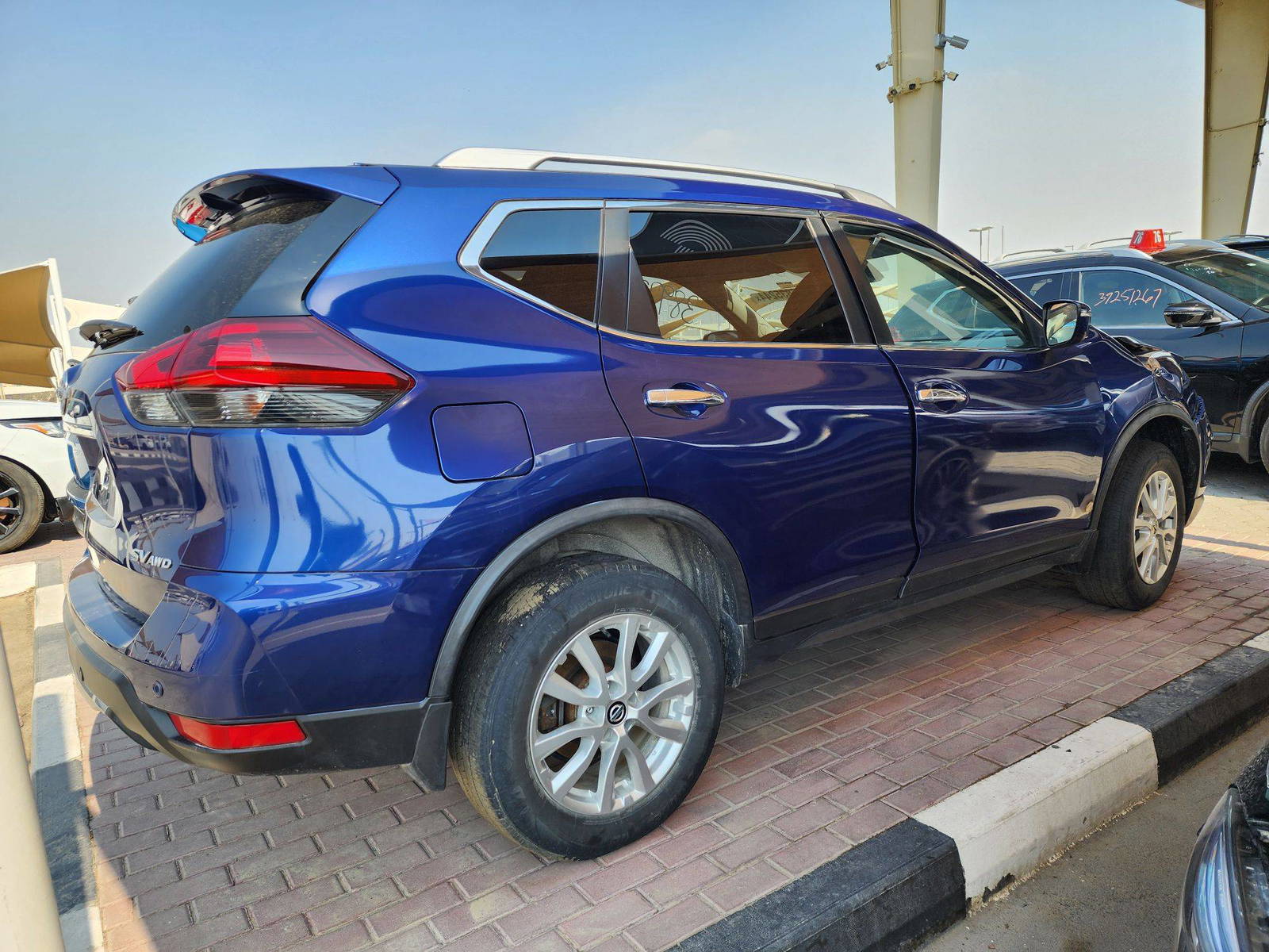 2019 NISSAN ROGUE — 129316 Miles — Lot 1KW389779 — Main - Marhaba Auctions Used Cars - Image 3